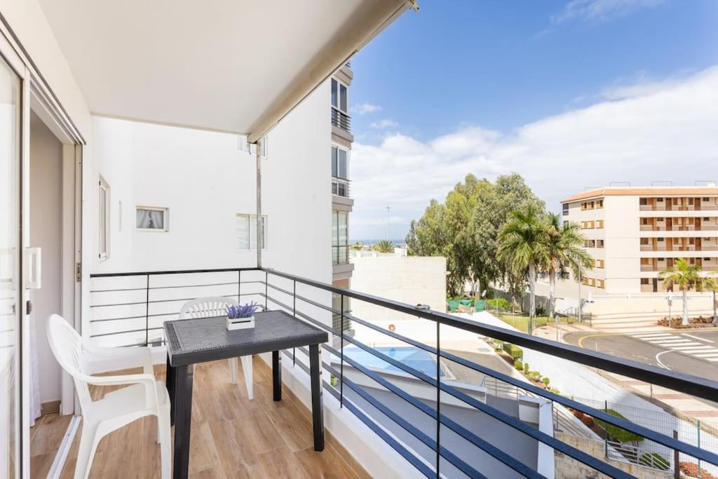 Vivienda Vacacional Rosaini Los Cristianos  Exterior foto